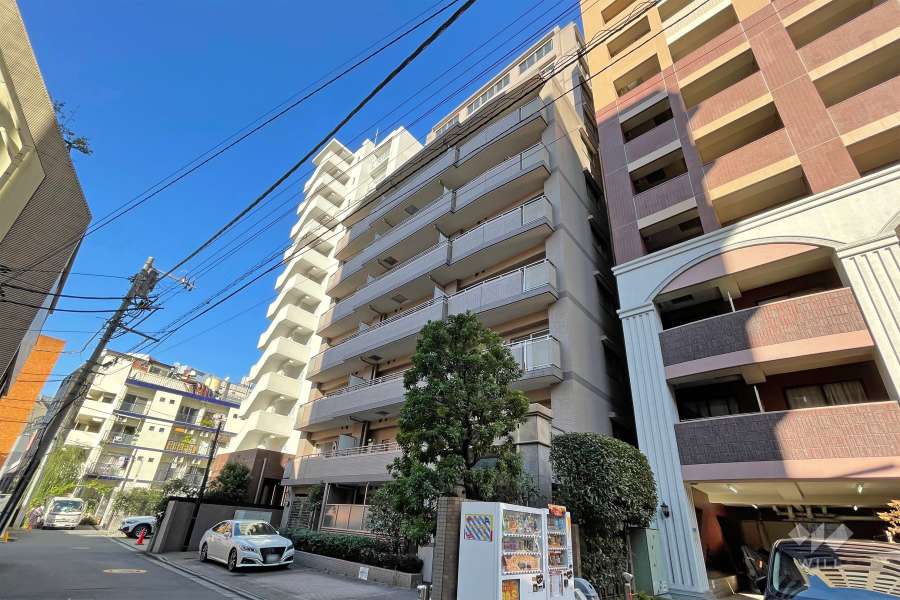 アクロス赤坂の外観（南西側から）