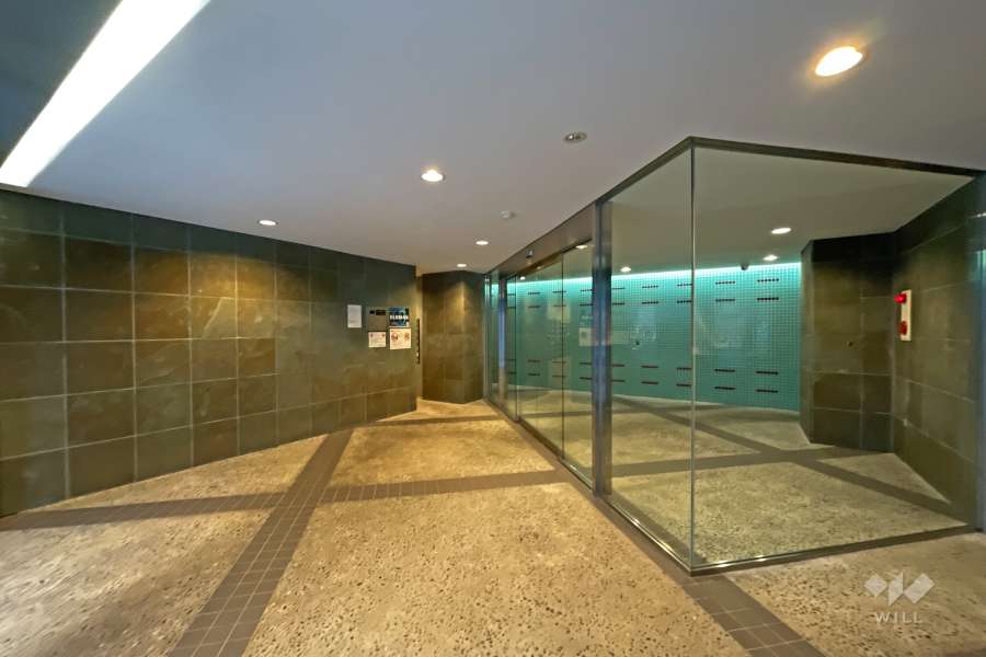 エントランスホール