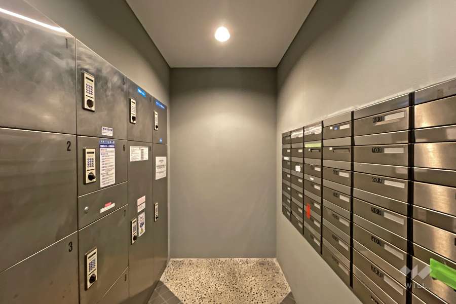 共用ポストと宅配ボックス