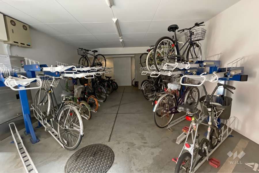 屋内に設けられた駐輪場