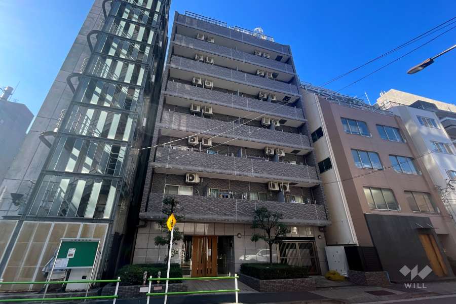 スカイコート三田慶大前の外観（北西側から）