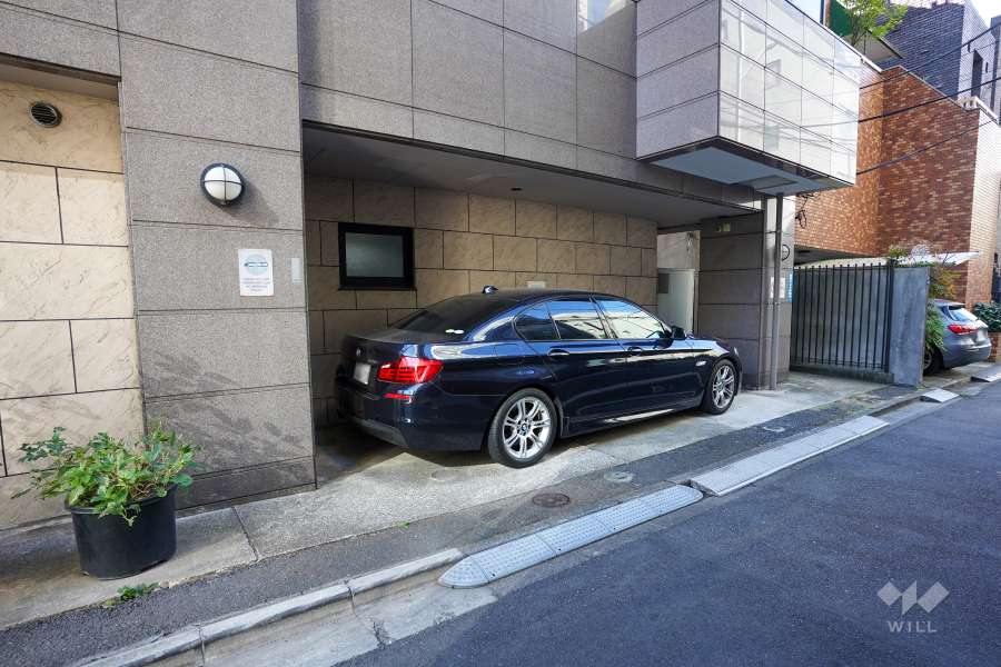 敷地内駐車場（屋外平面式）