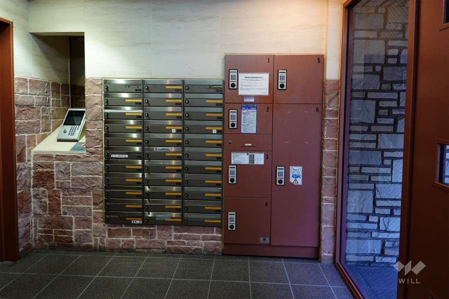 宅配ボックスと共用ポスト