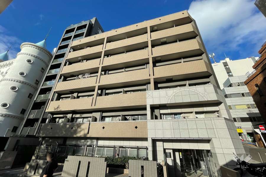 パレステュディオ赤坂の外観（西側から）