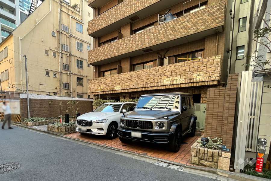 敷地内駐車場（屋外平面式）