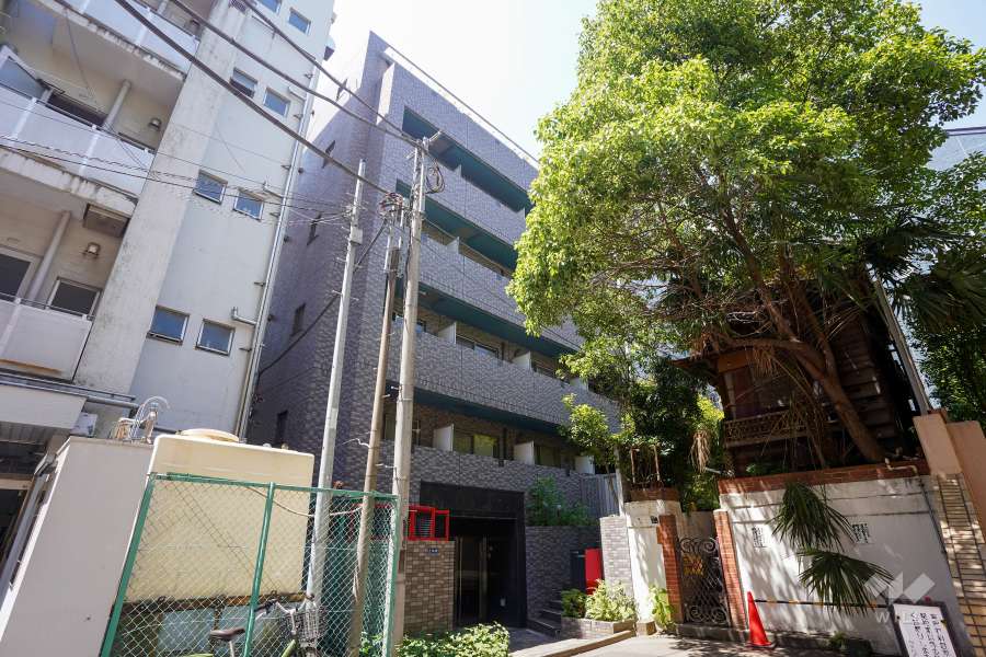 アヴァンツァーレ高輪の外観（北東側から）