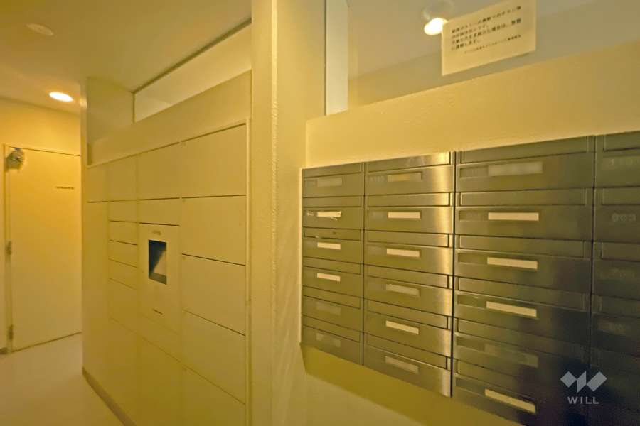 共用ポストと宅配ボックス