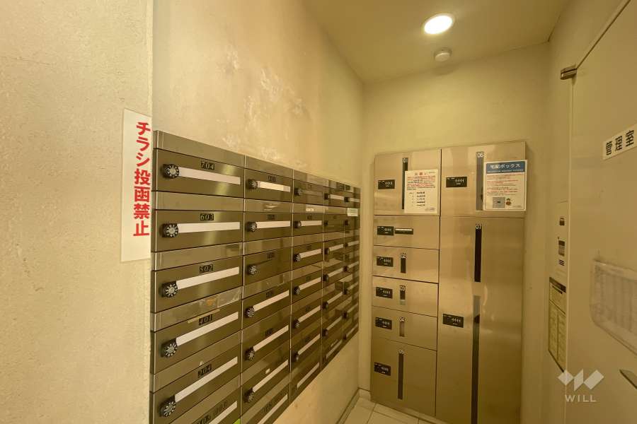 宅配ボックスと共用ポスト