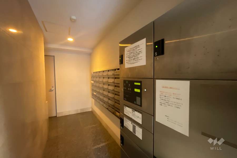 共用ポストと宅配ボックス