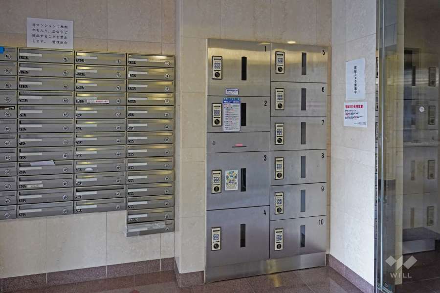 宅配ボックスと共用ポスト