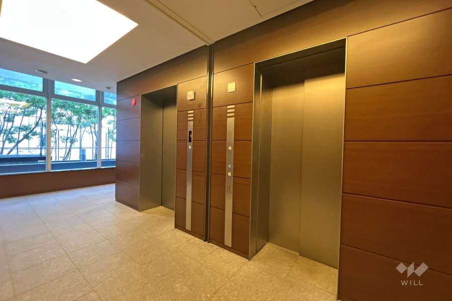 共用のエレベーター