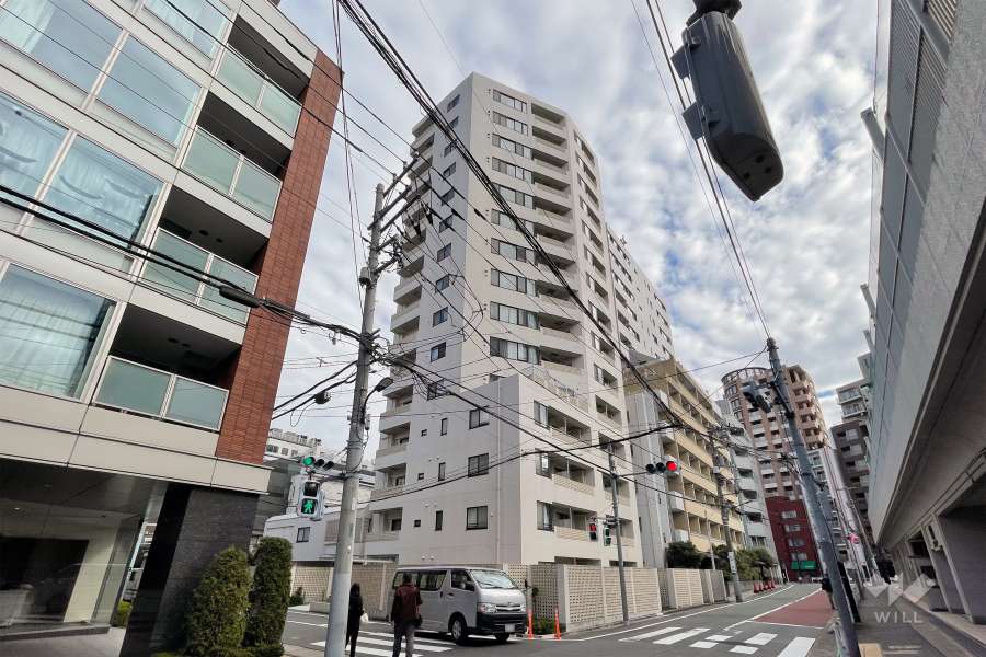 ピアース乃木坂の外観（北西側から）