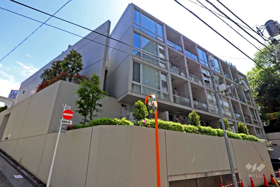 ピアース西麻布の外観（北西から）