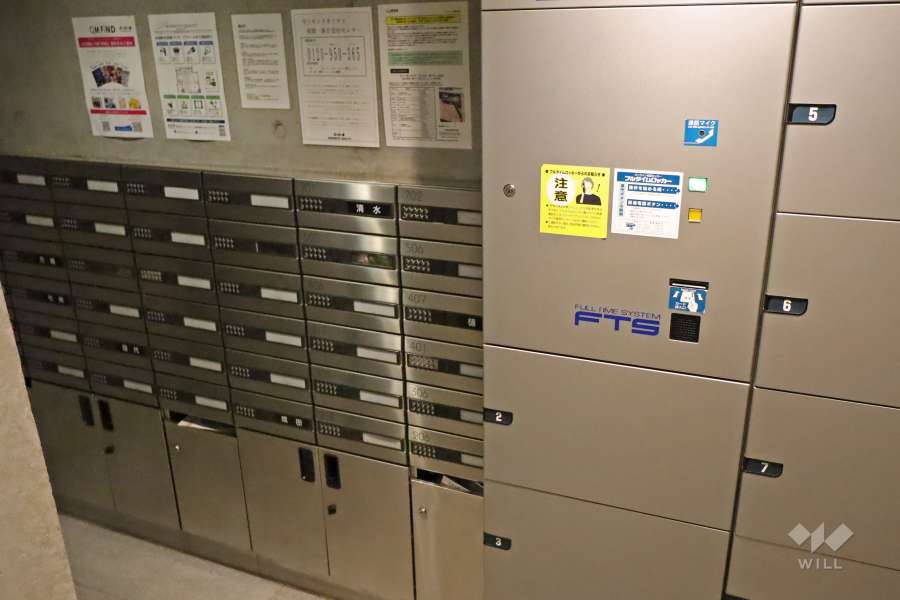 共用ポストと宅配ボックス