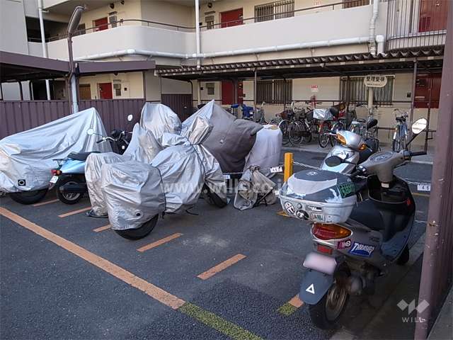 バイク置き場