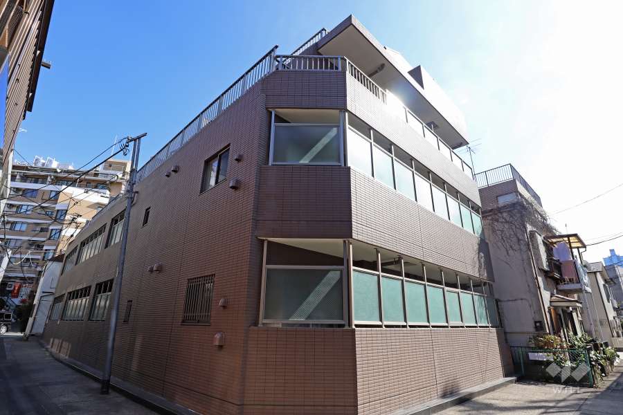 パレステュデュオ赤坂弐番館の外観（北西側から）