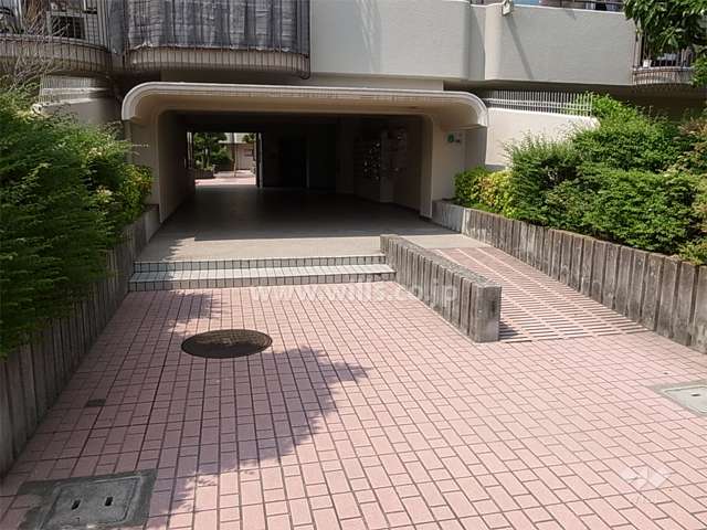 6号棟のエントランス