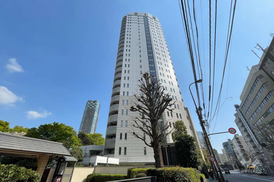 乃木坂パークハウスの外観(北西側から)