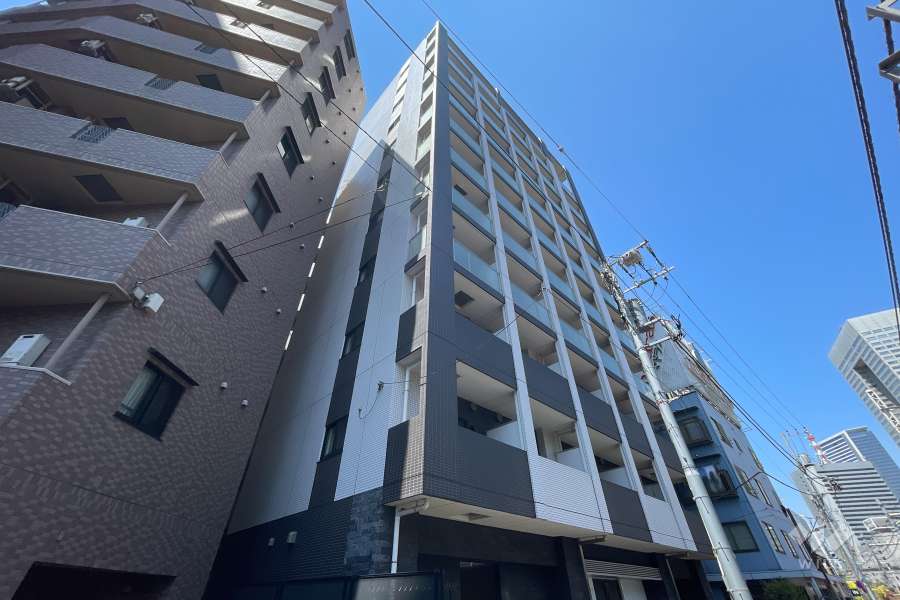 プレミアムキューブ三田の外観（南東側から）