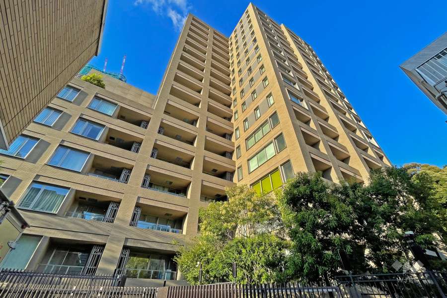 麻布台パークハウスの外観（南西側から）