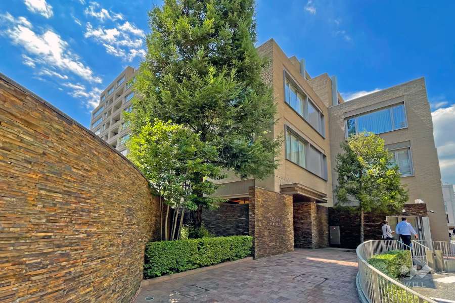 麻布台パークハウスの外観（北東側から）