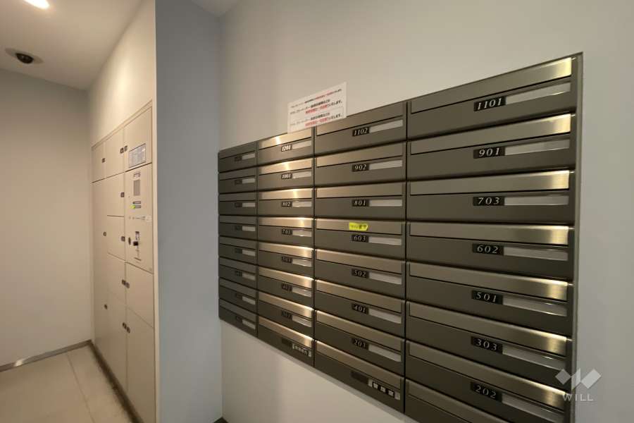 宅配ボックスと共用ポスト