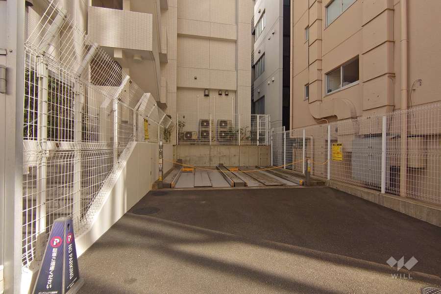 敷地内駐車場（屋外機械式）