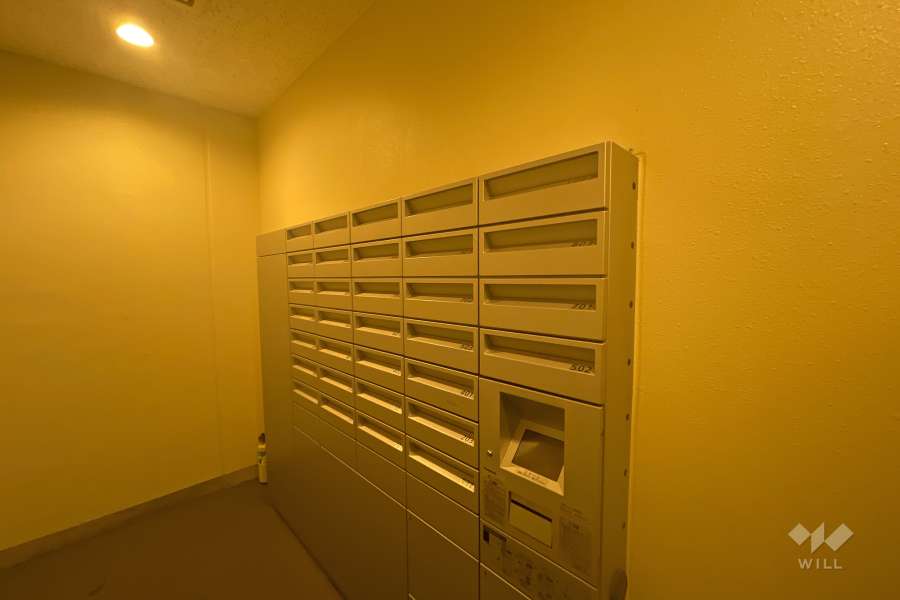 集合ポストと宅配ボックス