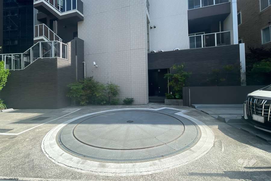 敷地内駐車場（屋外機械式）