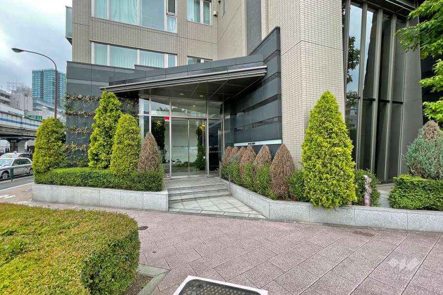 植栽の緑豊かな共用部分