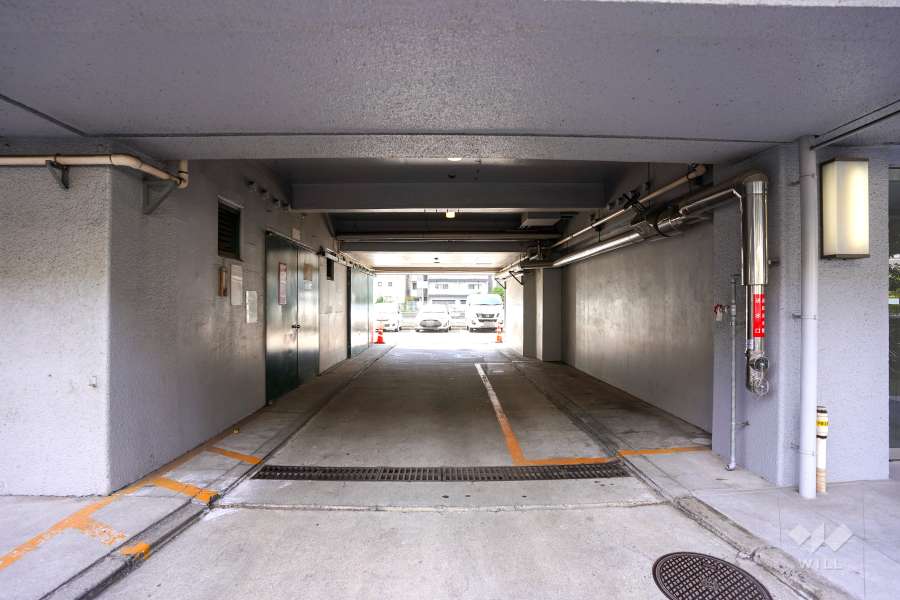 駐車場の出入り口