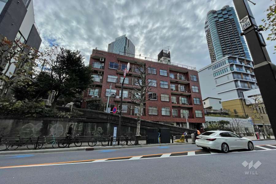カルム第二赤坂の外観（北東側から）