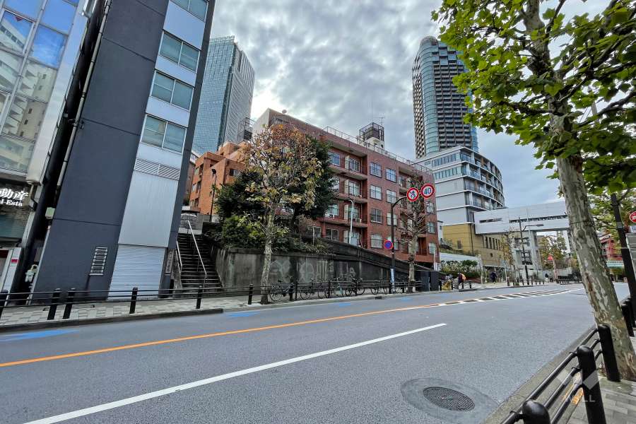 カルム第二赤坂の外観（北東側から）