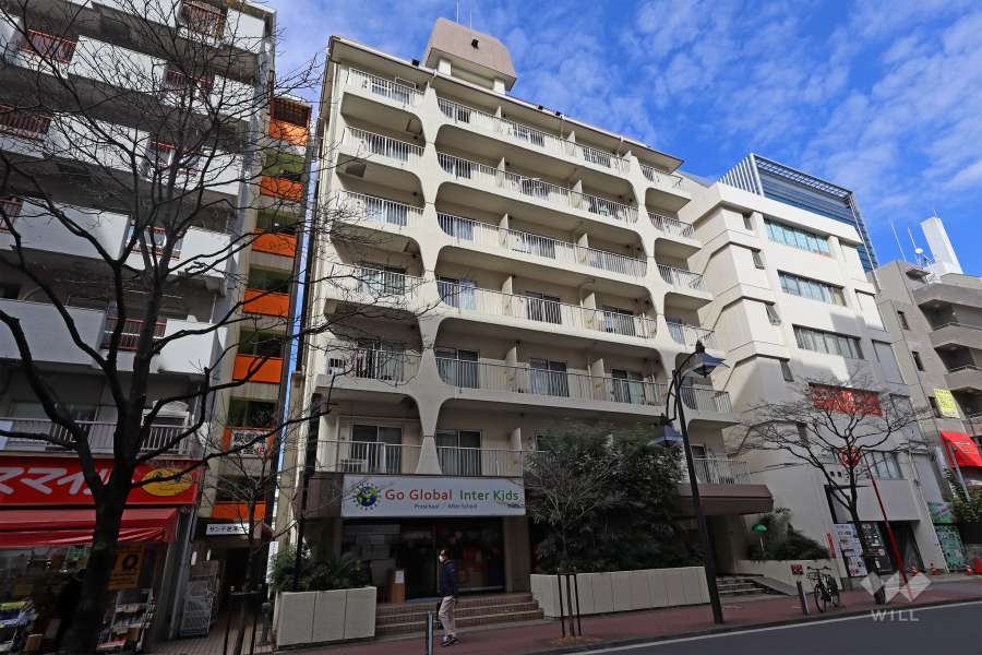 田町サンハイツの外観（南西側から）