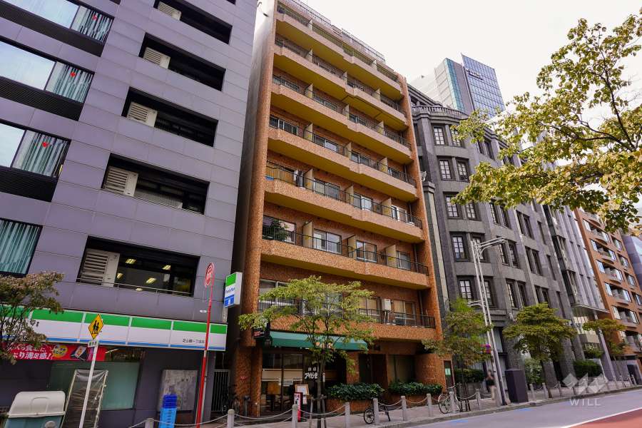 ロジマン芝公園の外観（南東側から）