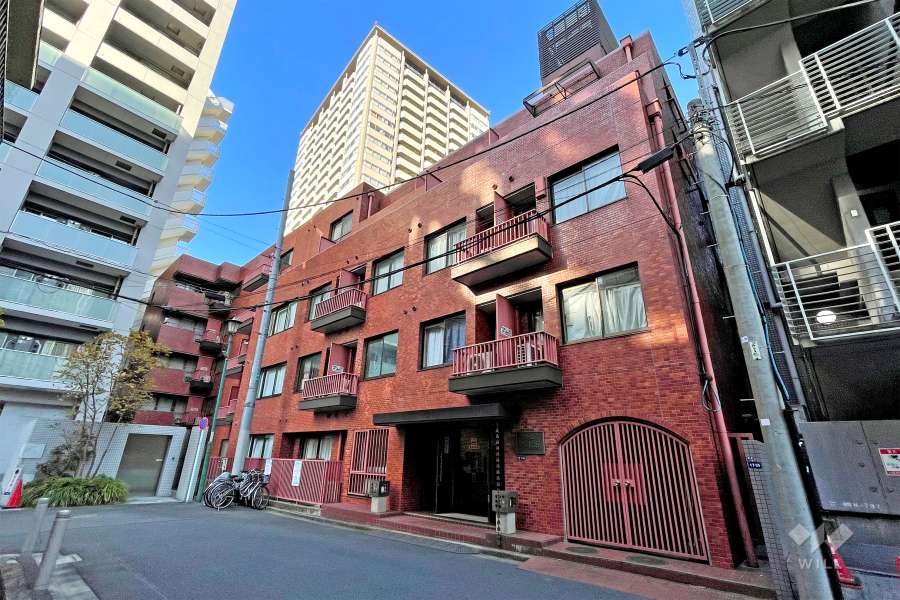 プライム赤坂の外観（南西側から）