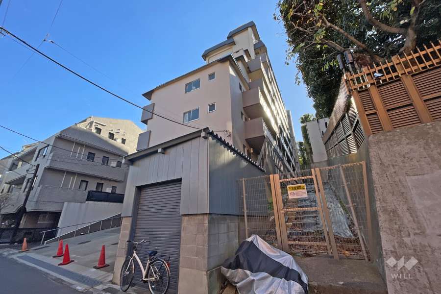 ニュー白金マンションの外観（北西側から）