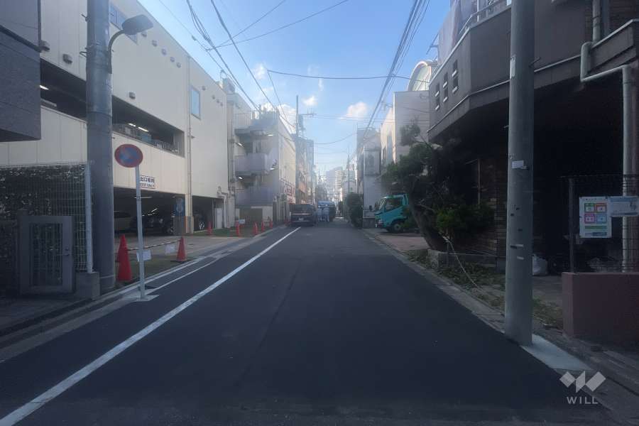 敷地南側の前面道路　