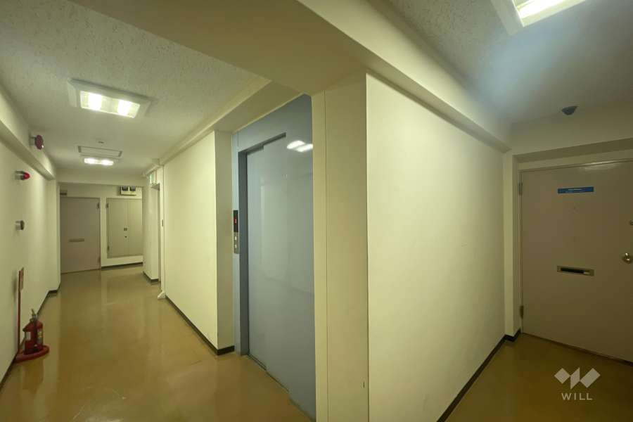 エントランスホール