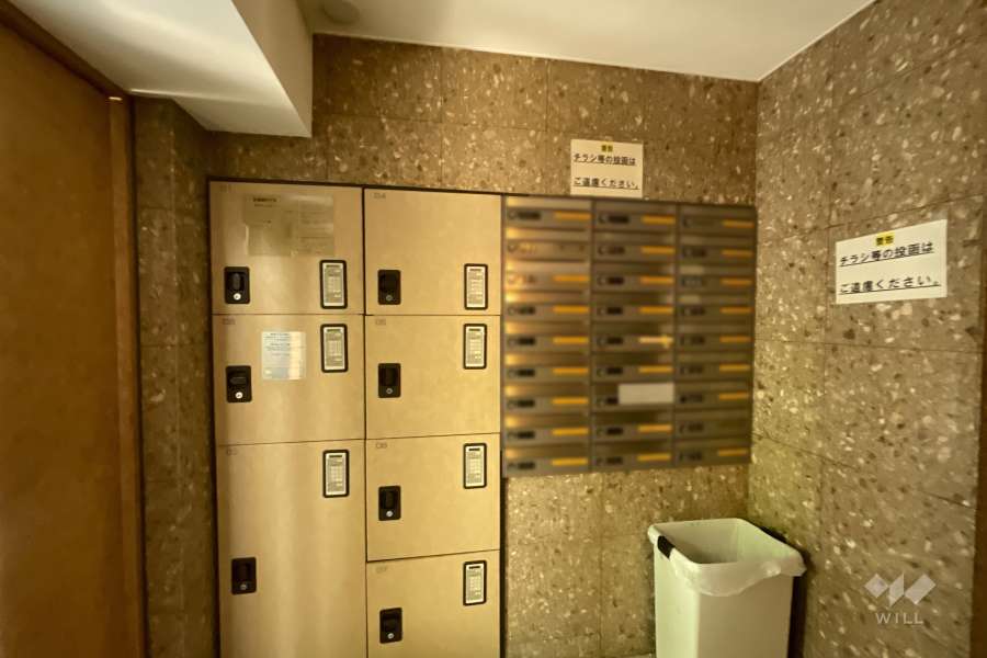 宅配ボックスと共用ポスト