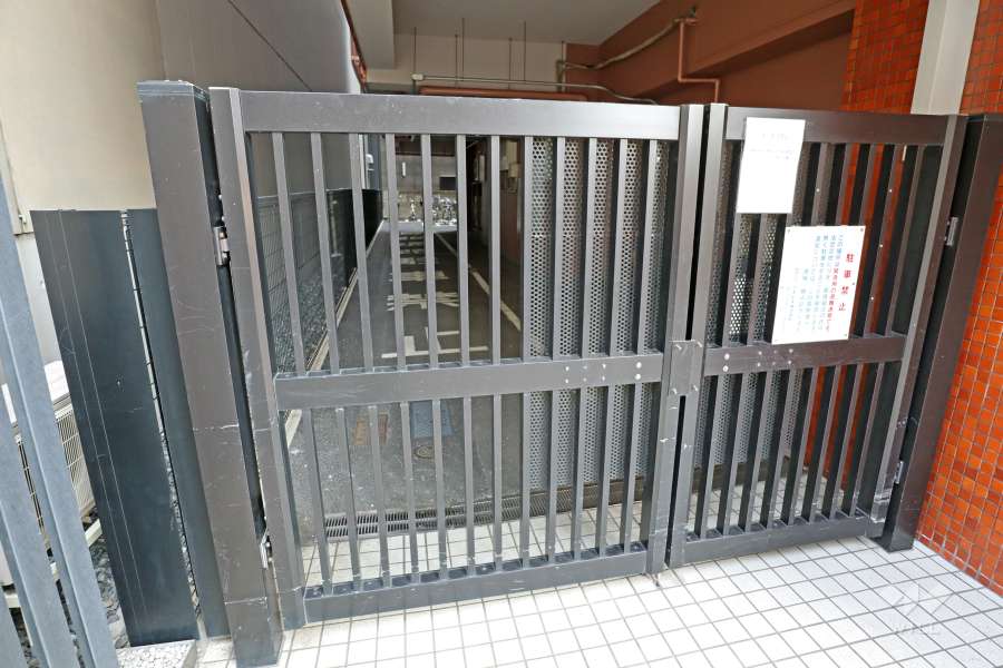 駐輪場への出入り口
