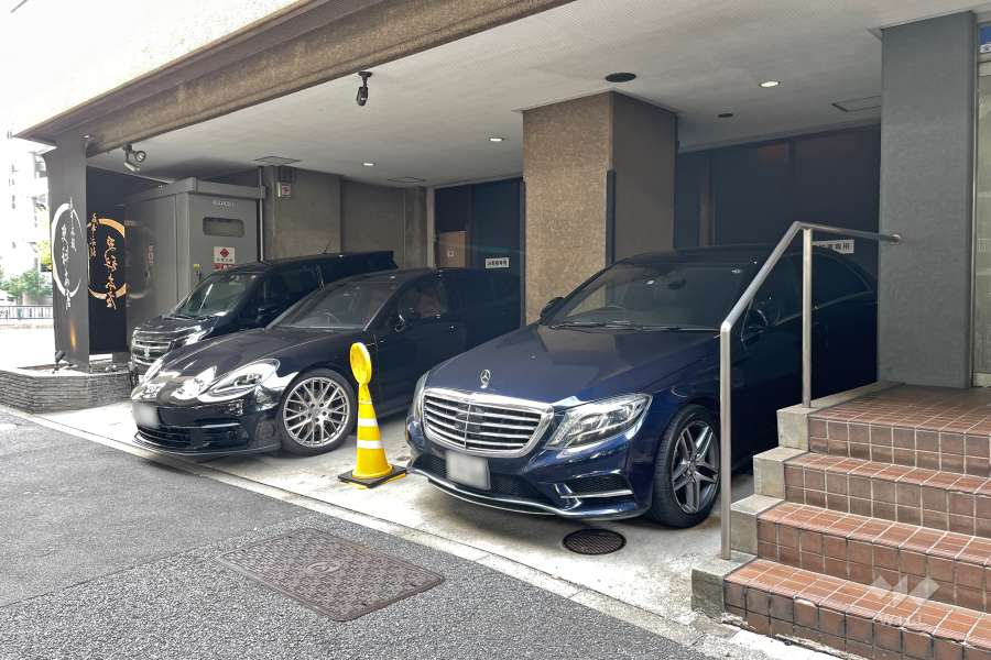 敷地内駐車場（屋内平面式）