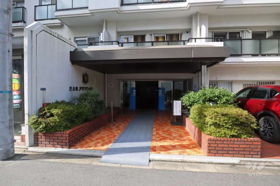 エントランスアプローチ