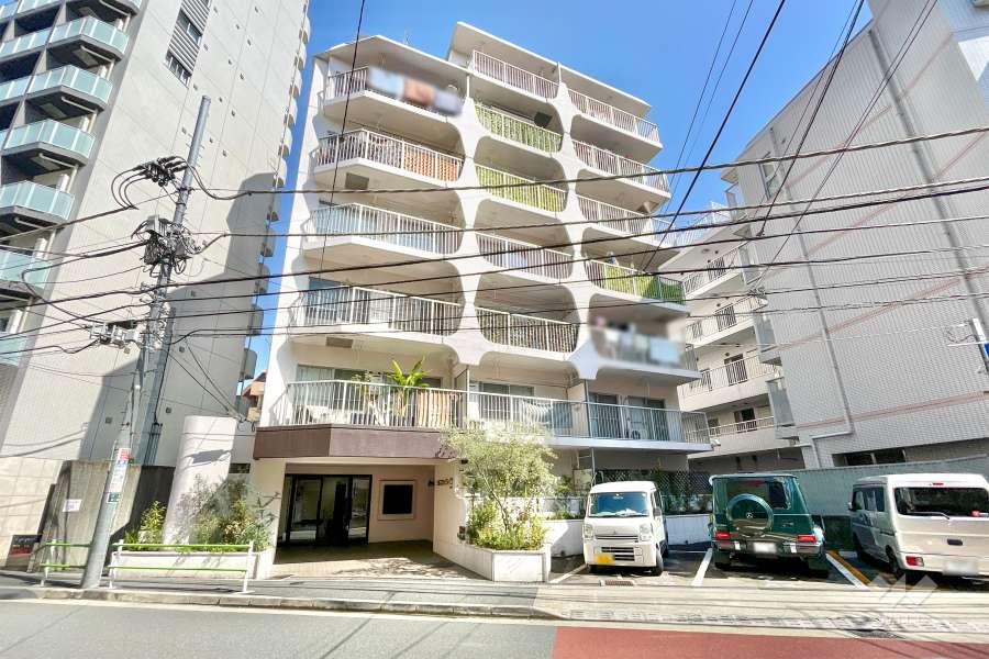 三田スカイハイツの外観（南東側から）　