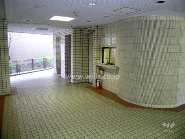 エントランスホール