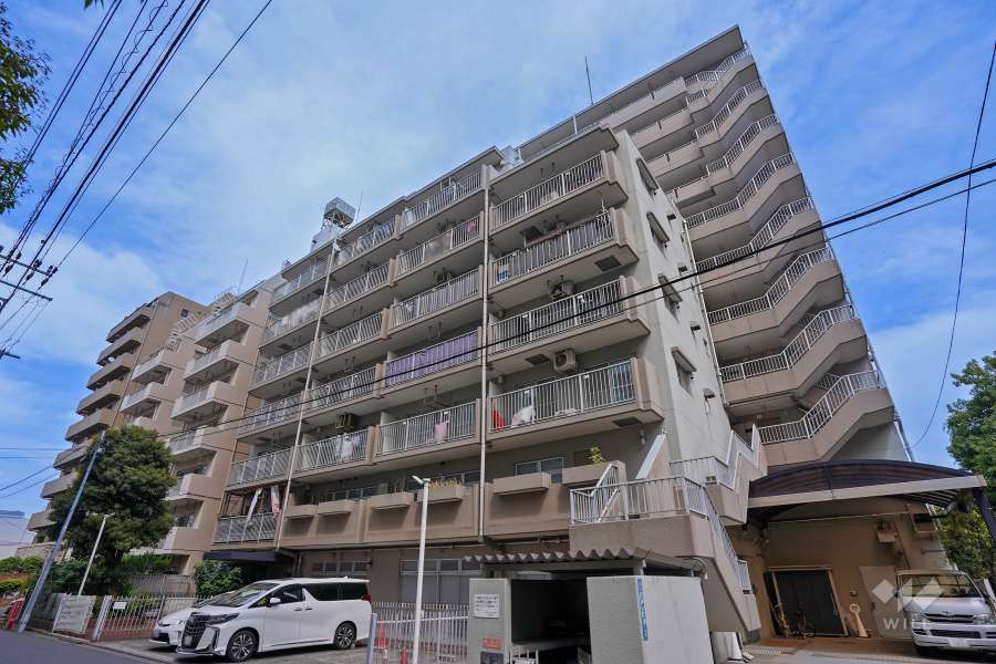 キョウエイハイツ田町の外観（西側から）