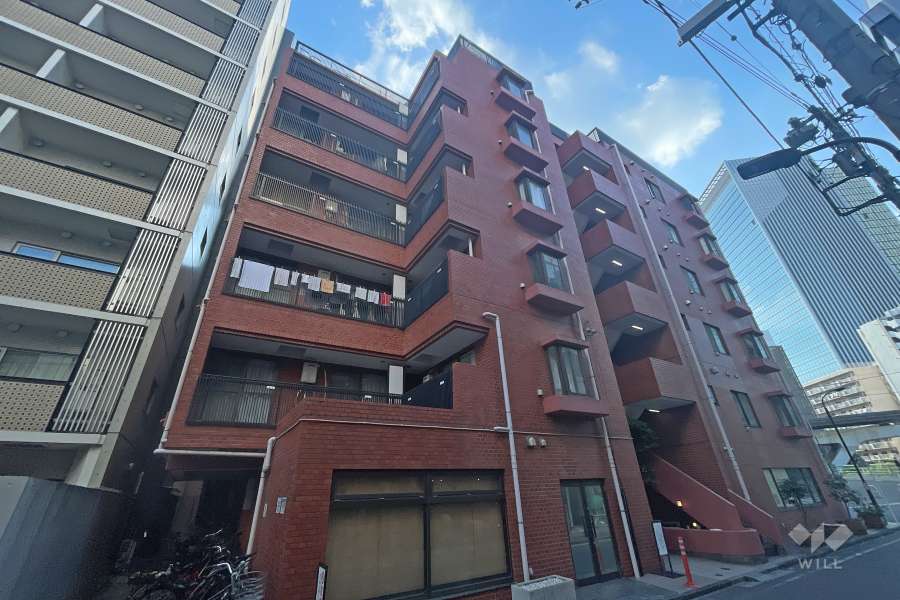 モナークマンション田町の外観（北東側から）