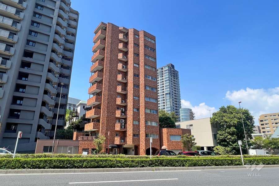 藤和白金台コープの外観写真（南東側から）