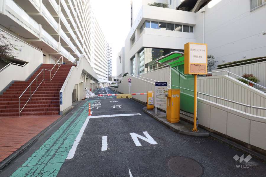 敷地内駐車場の出入り口