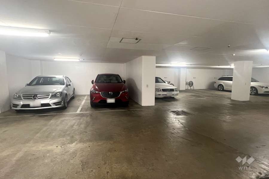 敷地内駐車場（屋内平面式）
